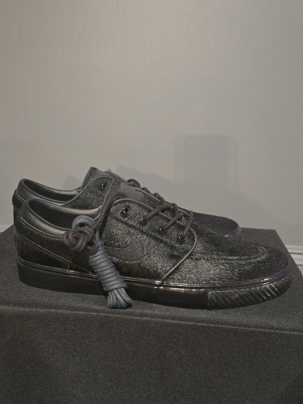 NIKE SB STEFAN JANOSKI PONY HAIR  SIZE 10.5M